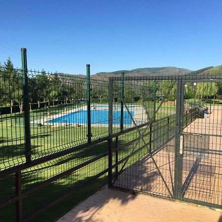 Apartamento Ezcaray con Piscina Zorraquín Exterior foto